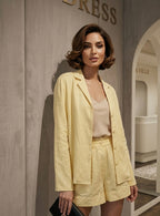 Conjunto Estilo Resort: Camisa Oversized e Short Curto com Bolsos