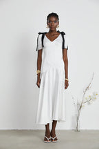 Vestido Longo Elegante  Laços e Decote em V