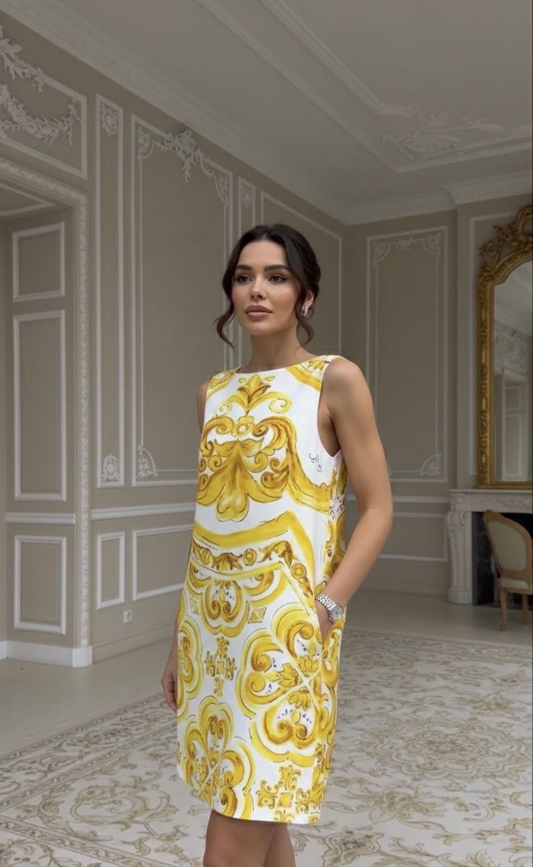 Vestido Silhueta Estampa Dolce - Elegante
