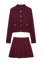 Conjunto Luxo Vermelho em Malha de Alta Densidade – Cardigã e Saia
