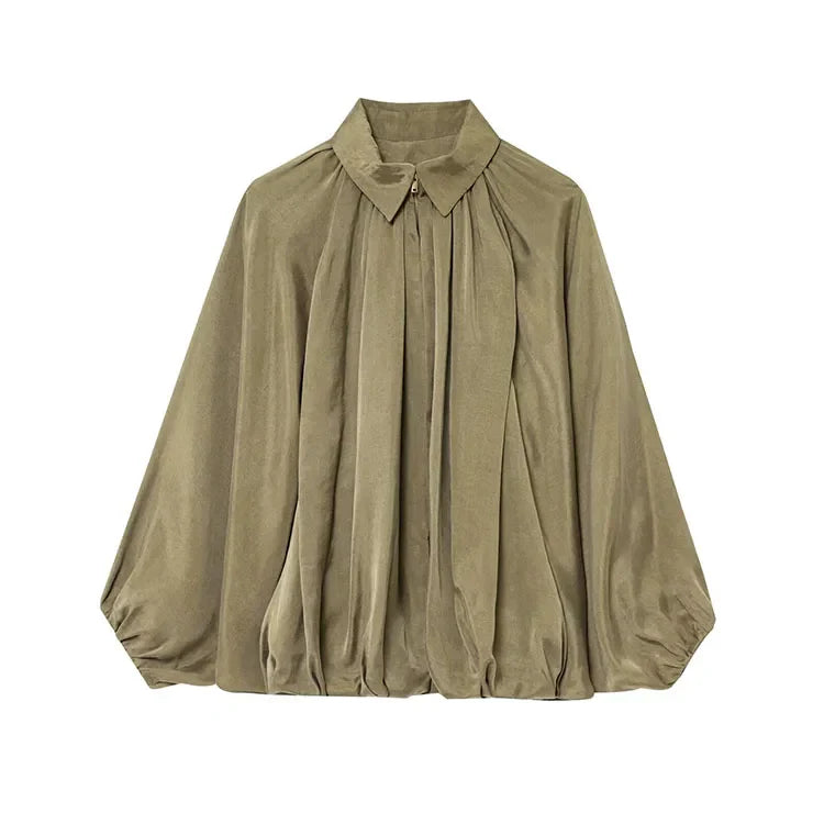 Jaqueta Bomber em Cetim Leve – Zíper Frontal e Detalhe Plissado, Casual e Elegante