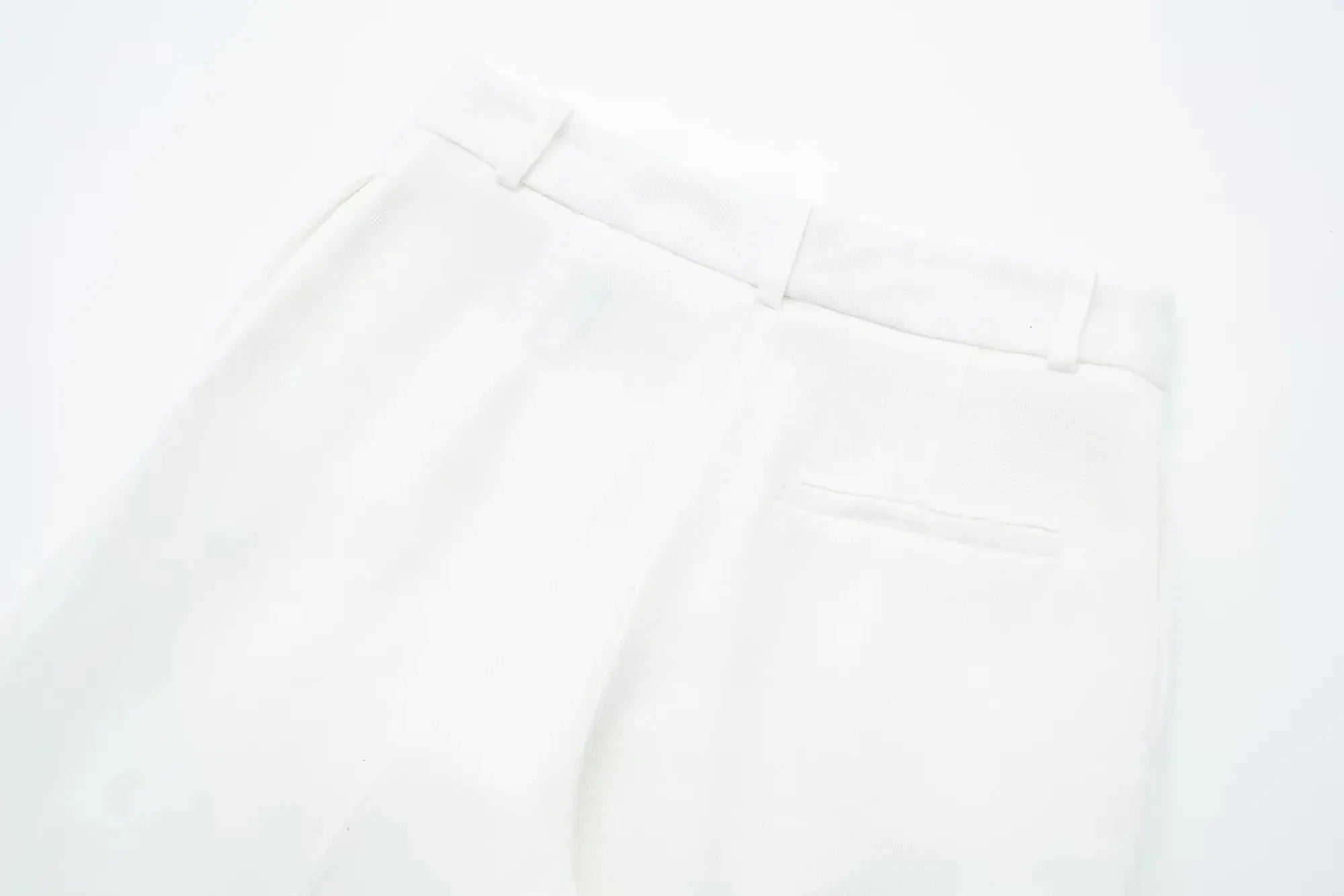 Conjunto Colete Halter Sem Mangas com Bolsos + Calça Pantalona Cintura Alta, Look Executivo Moderno