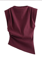 Regata Elegante com Ombreiras e Gola Redonda – Look Sofisticado