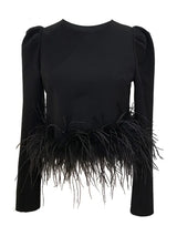 Blusa Minimalista com Plumas – Estilo e Sofisticação