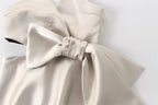Top Estruturado com Meio Laço – Elegância Moderna em Corset