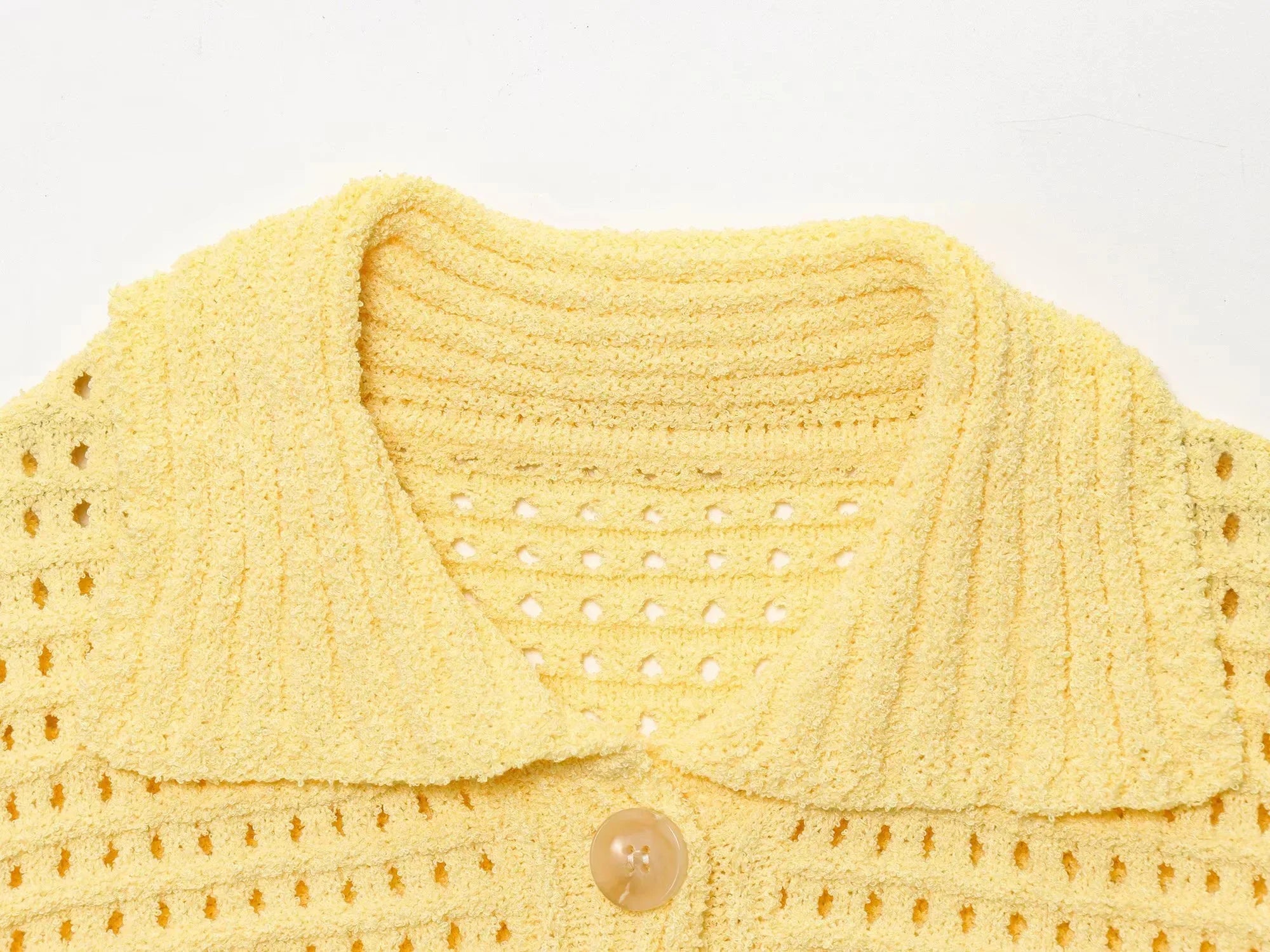 Conjunto em Tricô Vazado – Saia Mini + Camisa