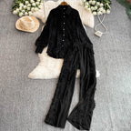 Conjunto bordado delicado - Calça e camisa