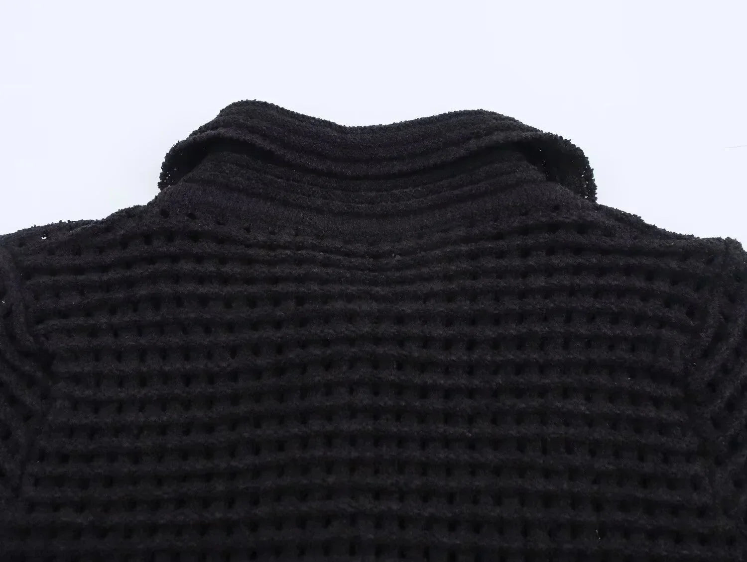 Conjunto em Tricô Vazado – Saia Mini + Camisa