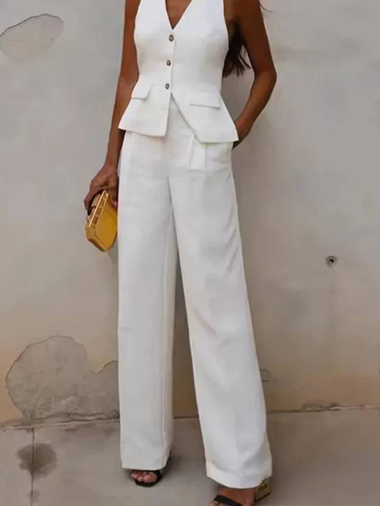 Conjunto Colete Halter Sem Mangas com Bolsos + Calça Pantalona Cintura Alta, Look Executivo Moderno