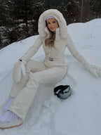 Macacão Feminino Elegante, Proteção Impermeável e Design de Inverno