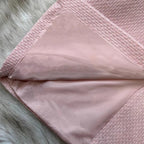 Conjunto Tweed Elegância Atemporal - Casaco Estruturado e Saia Cintura Alta